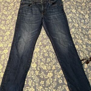 American Eagle Flex Jeans 40x34. Good condition.